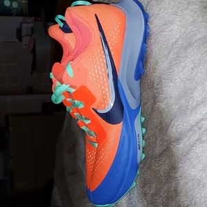 Nike Air Zoom Terra Kiger 7 trail sneakers